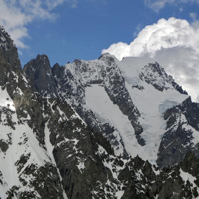 Le versant sud des Grandes Jorasses