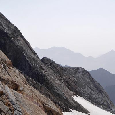 La Pointe de Chaussenque depuis le glacier d'Ossoue