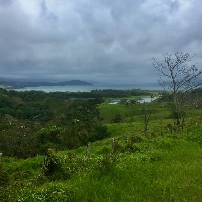 La Laguna de Arenal, en direction de La Fortuna