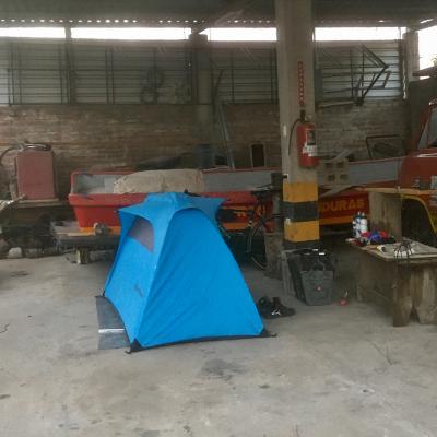 Bivouac chez les pompiers au Honduras