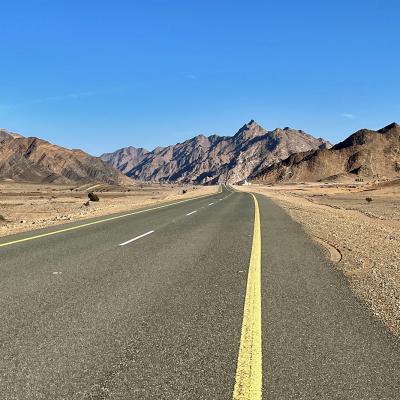 Routes et paysages typiques des Mont Sarawat