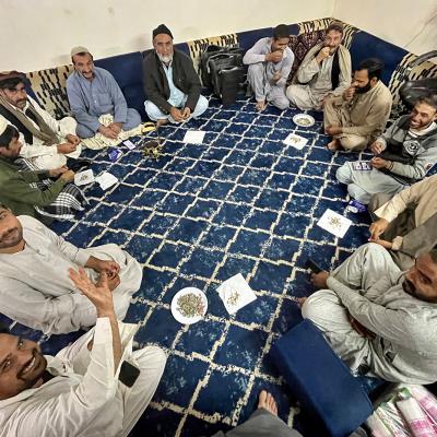 Invitation chez des immigrés afghans, pakistanais, bengalis et indiens