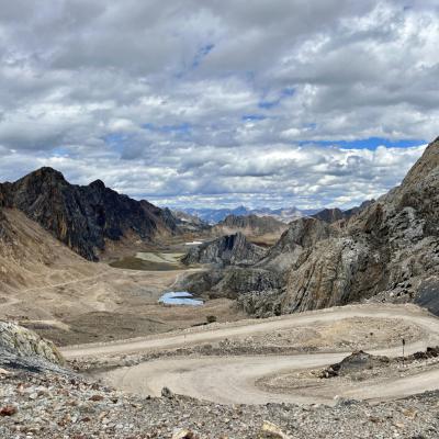 Descente au travers de la mine d'Iscaycruz