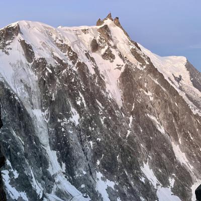 Déjà la sècheresse en face nord de l'Aiguille du Midi