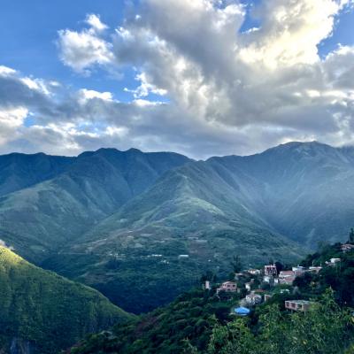 Entre La Paz et Cochabamba par la route 25 (de las Yungas)