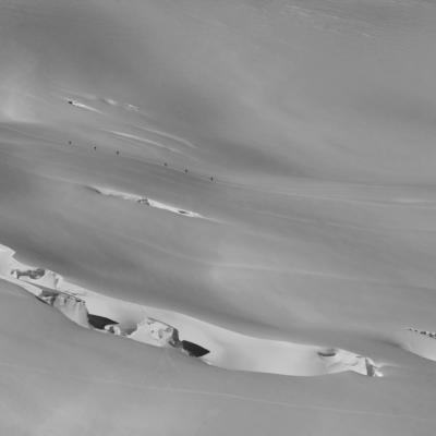 Cordées sur le glacier