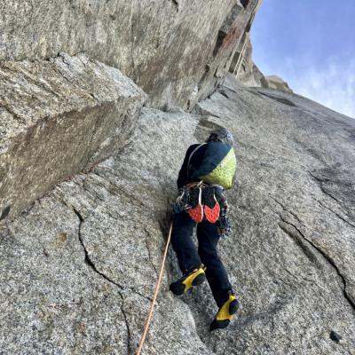 Dièdre de 90 m