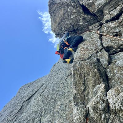 Dernier petit surplomb pour sortir de la face ouest