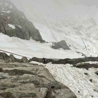 Descente en rappel du Grand Dru
